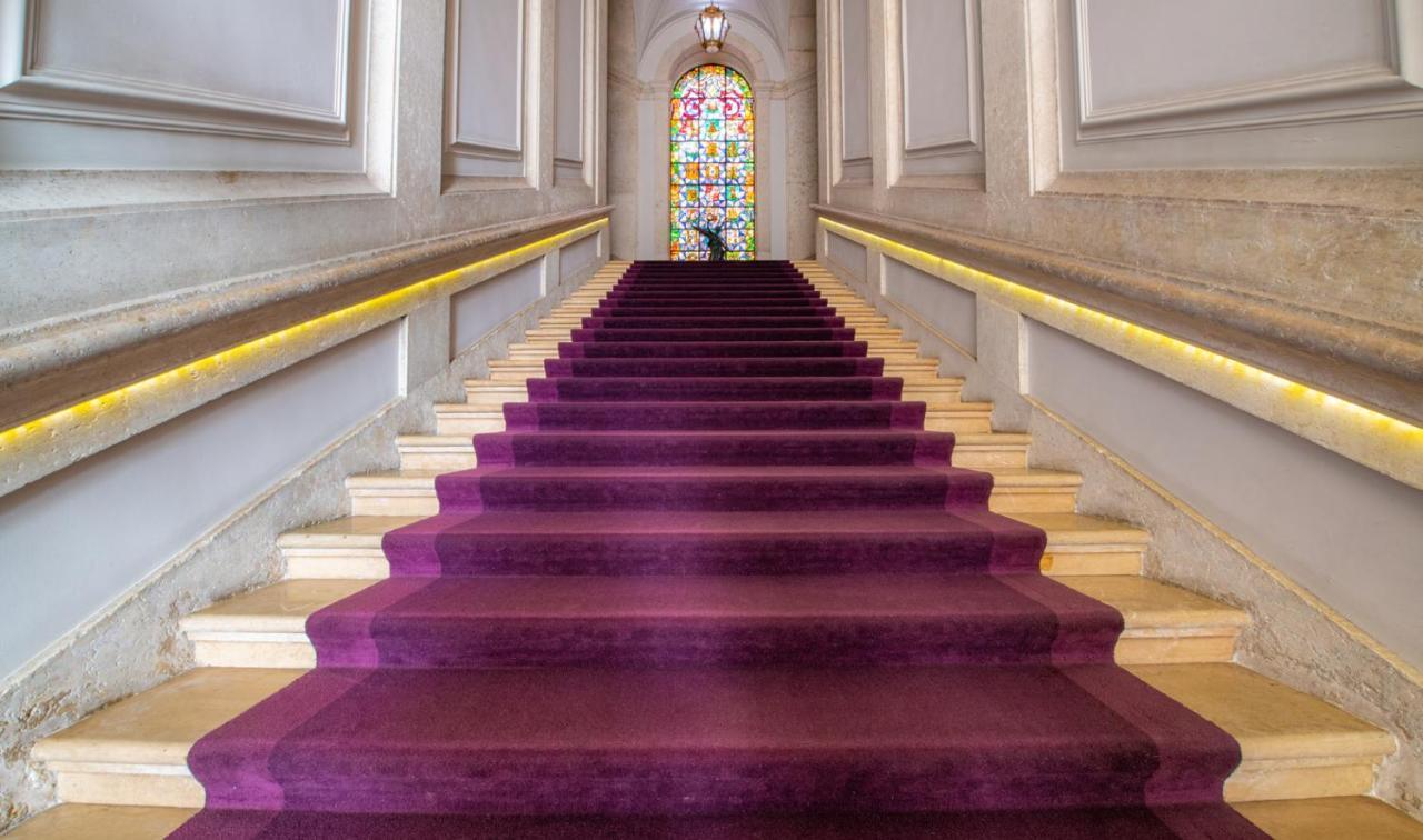Pousada De Lisboa - Small Luxury Hotels Of The World Luaran gambar The staircase
