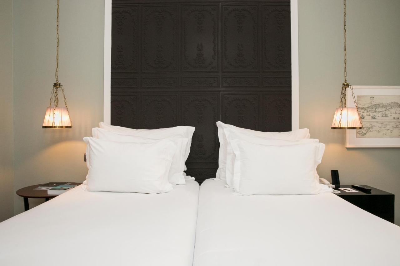 Pousada De Lisboa - Small Luxury Hotels Of The World Luaran gambar A bed with two pillows