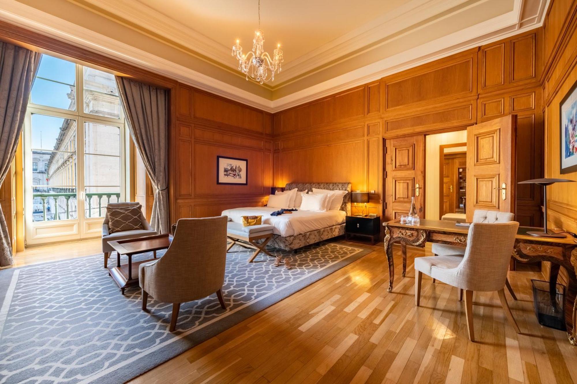 Pousada De Lisboa - Small Luxury Hotels Of The World Luaran gambar A suite at the hotel