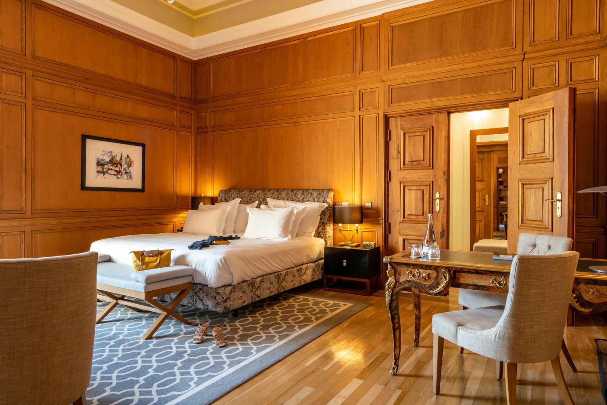 Pousada De Lisboa - Small Luxury Hotels Of The World Luaran gambar A bedroom at the hotel